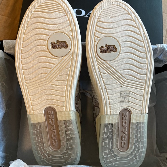 Coach Citysole Court Signature Sneaker - Picture 2 of 5